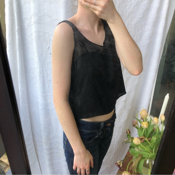 Chiffon cropped tank top - Picture 4 of 6